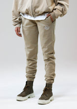 Lade das Bild in den Galerie-Viewer, SWEATPANTS KHAKI