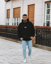 Lade das Bild in den Galerie-Viewer, SEASON 1 HOODED