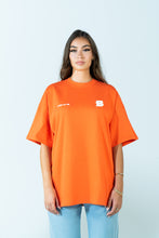 Lade das Bild in den Galerie-Viewer, B TEE