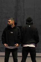 Lade das Bild in den Galerie-Viewer, SEASON 1 HOODED